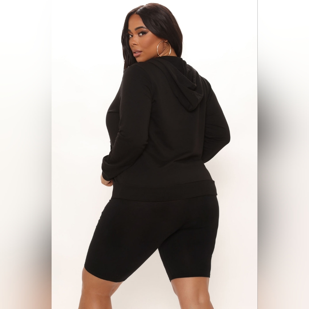 NWT Fashion Nova run with me Black Zip up hoodie - Picture 6 of 11